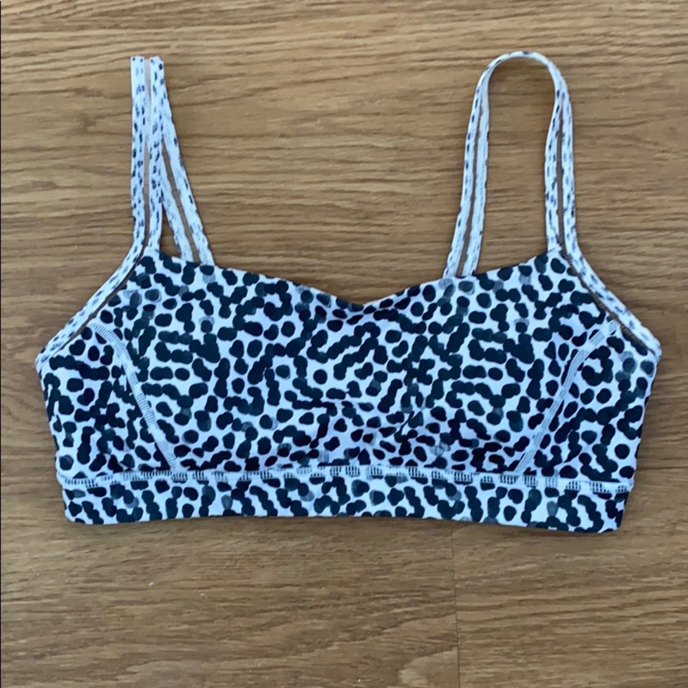Size 10 lululemon sports bra